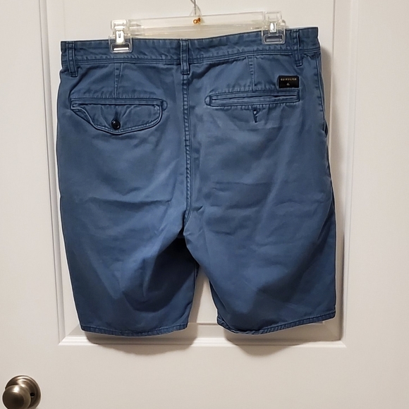 12/$30 👨🖤 quick silver shorts - blue 34 - Picture 2 of 8